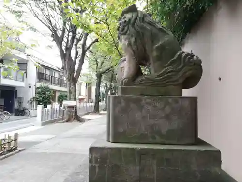 下神明天祖神社の狛犬