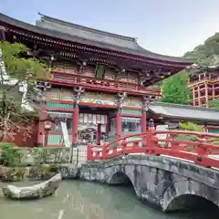 祐徳稲荷神社の山門