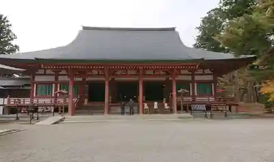 毛越寺の本殿・本堂