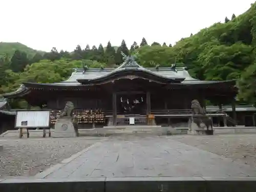 函館八幡宮の本殿