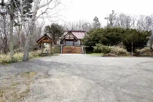 音別神社の庭園