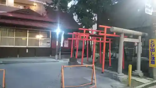 鐘塚稲荷神社の鳥居