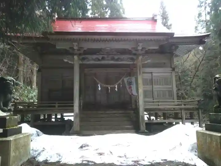 梅内神社の本殿・本堂