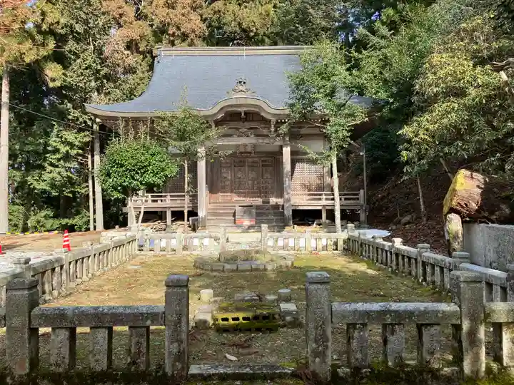 鳳閣寺の本殿・本堂