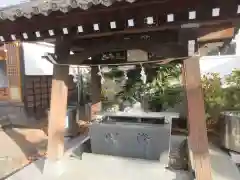 武井神社の手水