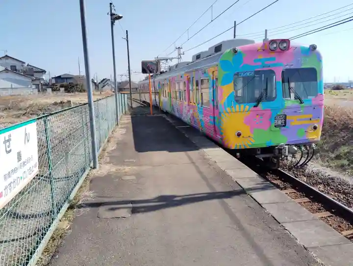 熊野社石宮の周辺