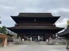 善光寺の山門