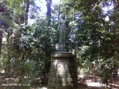 平林寺の{uncategorized: "未分類", other: "その他", undefined: "問題あり", building: "その他建物", grave: "お墓", sacred_gate: "鳥居", guardian: "狛犬", statue: "像", buddha: "仏像", history: "歴史", nature: "自然", garden: "庭園", animal: "動物", pagoda: "塔", temizu: "手水舎", mountain_gate: "山門・神門", sanctuary: "本殿・本堂", subordinate: "末社・摂社", art: "芸術", scenery: "景色", jizo: "地蔵", ema: "絵馬", goshuin: "御朱印", omikuji: "おみくじ", items: "授与品その他", amulet: "お守り", goshuincho: "御朱印帳", eats: "食事", festival: "お祭り", votive_dance: "神楽", shichigosan: "七五三参", wedding: "結婚式", experience: "体験その他", initially: "初詣", around: "周辺", anti_infection: "感染症対策"}