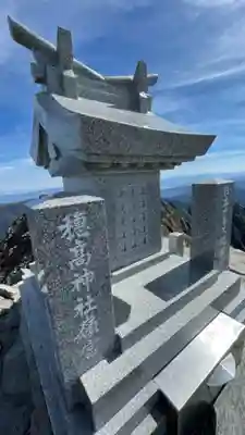 穂高神社嶺宮の本殿・本堂