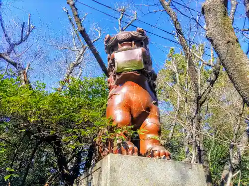 愛知県高浜市春日神社の狛犬