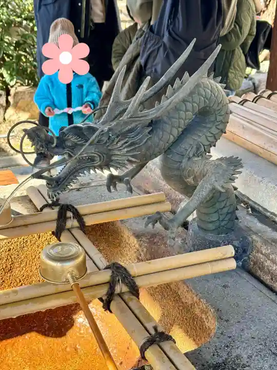 瀧尾神社の手水舎