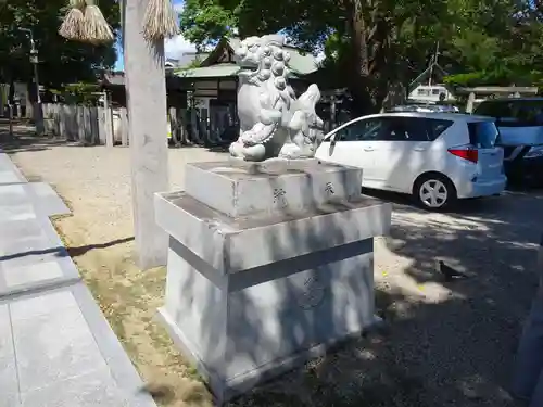 布忍神社の狛犬