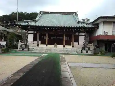 龍光寺の本殿・本堂