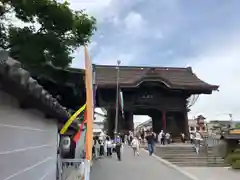 善光寺の山門