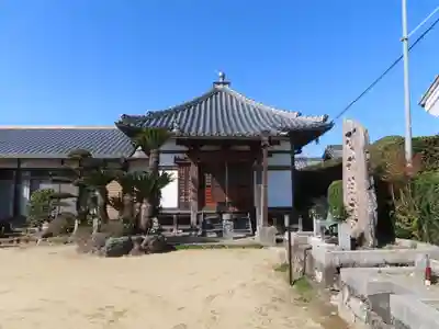 薬師寺の本殿・本堂