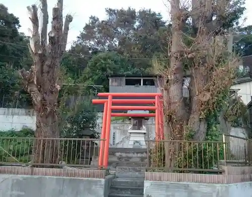 東原稲荷講社のその他建物