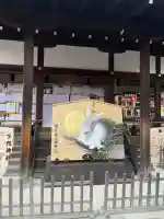 賀茂御祖神社(下鴨神社)の{uncategorized: "未分類", other: "その他", undefined: "問題あり", building: "その他建物", grave: "お墓", sacred_gate: "鳥居", guardian: "狛犬", statue: "像", buddha: "仏像", history: "歴史", nature: "自然", garden: "庭園", animal: "動物", pagoda: "塔", temizu: "手水舎", mountain_gate: "山門・神門", sanctuary: "本殿・本堂", subordinate: "末社・摂社", art: "芸術", scenery: "景色", jizo: "地蔵", ema: "絵馬", goshuin: "御朱印", omikuji: "おみくじ", items: "授与品その他", amulet: "お守り", goshuincho: "御朱印帳", eats: "食事", festival: "お祭り", votive_dance: "神楽", shichigosan: "七五三参", wedding: "結婚式", experience: "体験その他", initially: "初詣", around: "周辺", anti_infection: "感染症対策"}