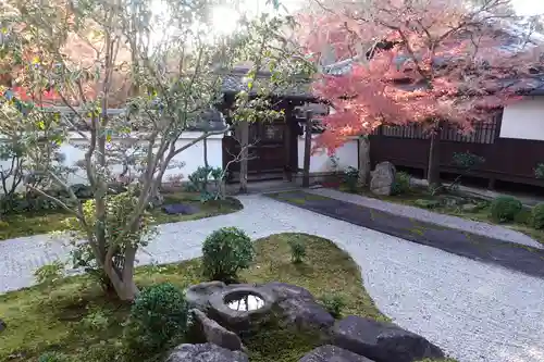 真正極楽寺（真如堂）の庭園