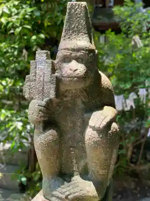 猿丸神社の狛犬