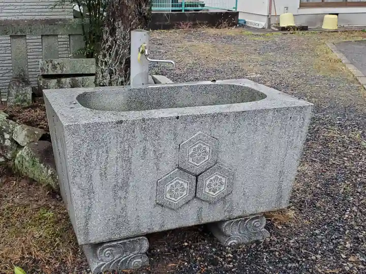 厳島神社の手水舎