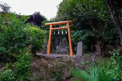 横浜御嶽神社の末社・摂社