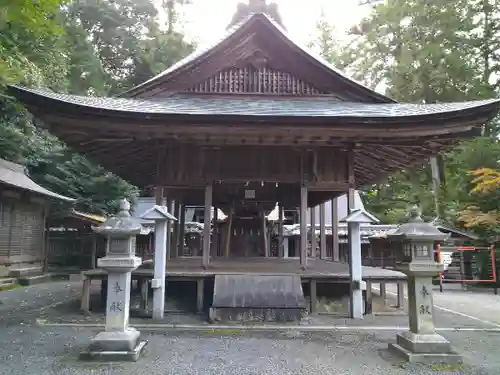 川田神社の本殿・本堂