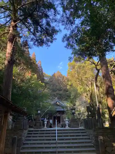 彦嶽宮の本殿・本堂