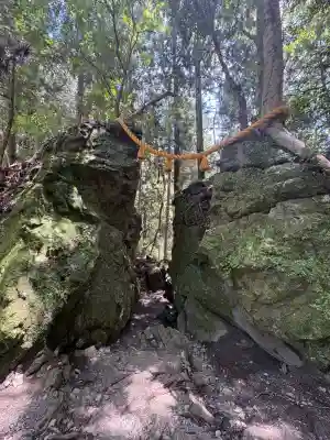 室生龍穴神社 天の岩戸(奈良県)