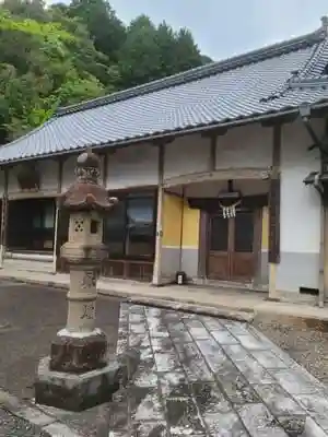 吉坂稲荷神社の建物その他