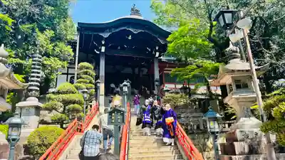 朝護孫子寺の本殿・本堂