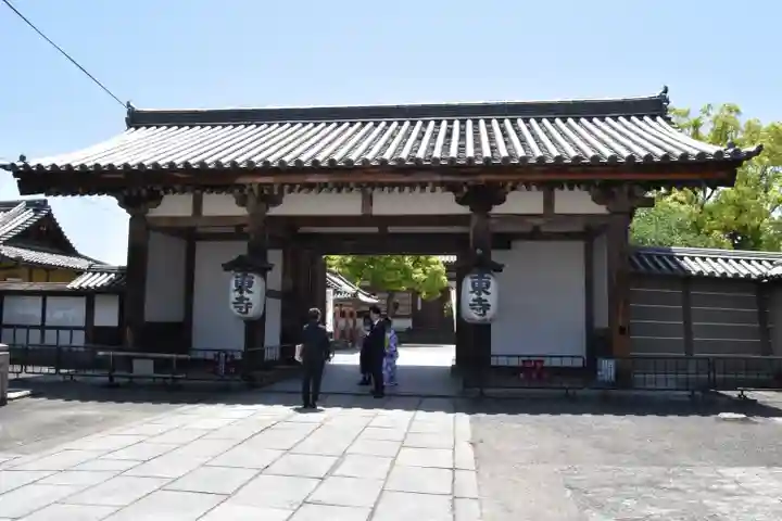 東寺(教王護国寺)の山門・神門