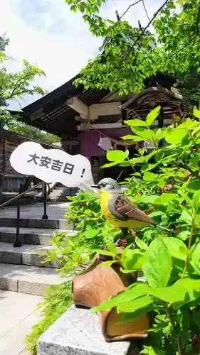 彌彦神社　(伊夜日子神社)の像