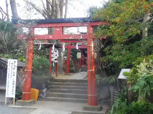 由比若宮（元鶴岡八幡宮）の鳥居