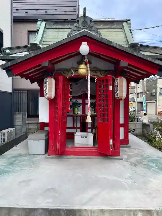 日先神社の{uncategorized: "未分類", other: "その他", undefined: "問題あり", building: "その他建物", grave: "お墓", sacred_gate: "鳥居", guardian: "狛犬", statue: "像", buddha: "仏像", history: "歴史", nature: "自然", garden: "庭園", animal: "動物", pagoda: "塔", temizu: "手水舎", mountain_gate: "山門・神門", sanctuary: "本殿・本堂", subordinate: "末社・摂社", art: "芸術", scenery: "景色", jizo: "地蔵", ema: "絵馬", goshuin: "御朱印", omikuji: "おみくじ", items: "授与品その他", amulet: "お守り", goshuincho: "御朱印帳", eats: "食事", festival: "お祭り", votive_dance: "神楽", shichigosan: "七五三参", wedding: "結婚式", experience: "体験その他", initially: "初詣", around: "周辺", anti_infection: "感染症対策"}