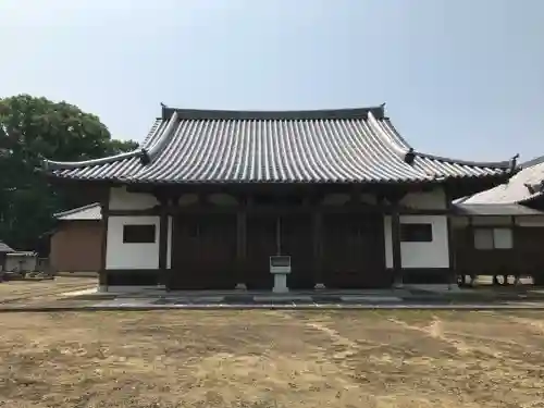 勝造寺の本殿