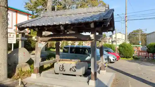 諏訪神社の手水舎