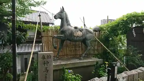 彌榮神社の狛犬