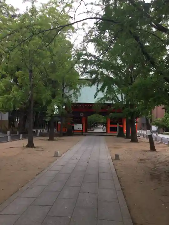 葛飾八幡宮の山門・神門