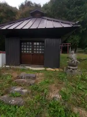 安智羅神社(松尾古城跡)の末社・摂社