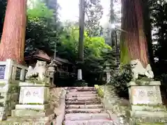 小国両神社の建物その他