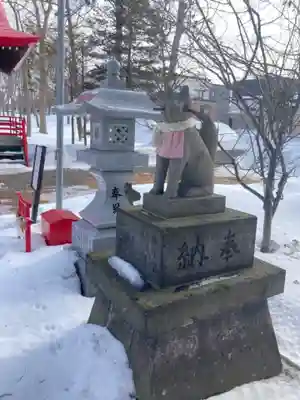 山本稲荷神社の狛犬