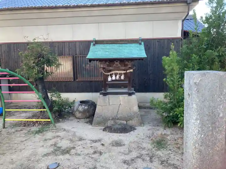 新田大明神の本殿・本堂