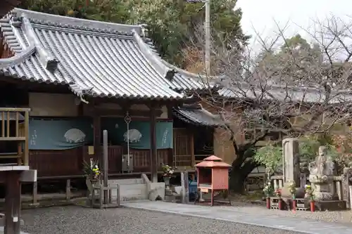 大興寺の本殿