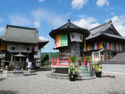 岩本寺の建物その他