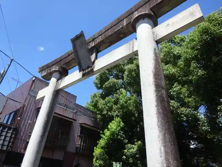 今市報徳二宮神社の鳥居