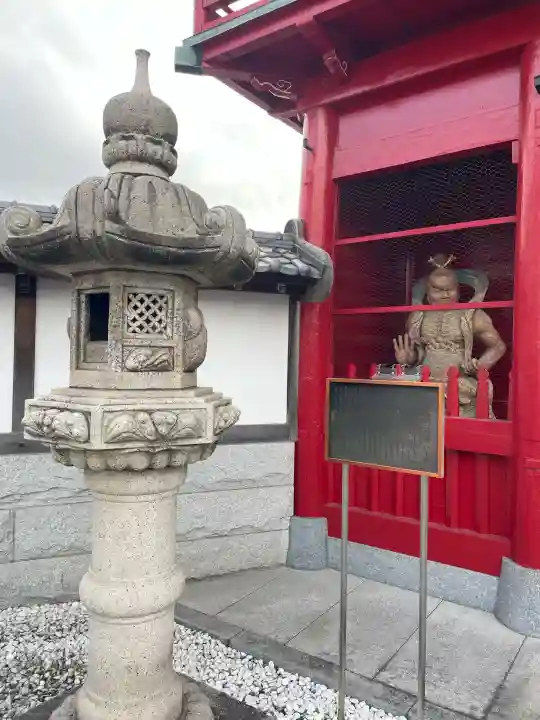 浄念寺の{uncategorized: "未分類", other: "その他", undefined: "問題あり", building: "その他建物", grave: "お墓", sacred_gate: "鳥居", guardian: "狛犬", statue: "像", buddha: "仏像", history: "歴史", nature: "自然", garden: "庭園", animal: "動物", pagoda: "塔", temizu: "手水舎", mountain_gate: "山門・神門", sanctuary: "本殿・本堂", subordinate: "末社・摂社", art: "芸術", scenery: "景色", jizo: "地蔵", ema: "絵馬", goshuin: "御朱印", omikuji: "おみくじ", items: "授与品その他", amulet: "お守り", goshuincho: "御朱印帳", eats: "食事", festival: "お祭り", votive_dance: "神楽", shichigosan: "七五三参", wedding: "結婚式", experience: "体験その他", initially: "初詣", around: "周辺", anti_infection: "感染症対策"}