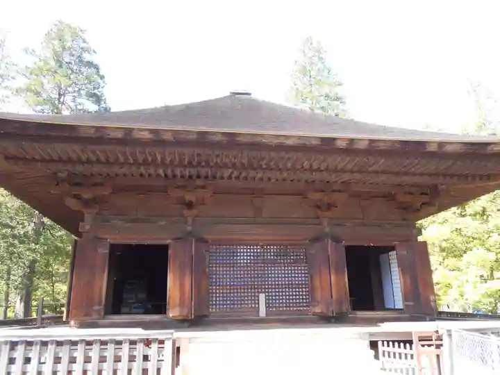 白水阿弥陀堂の本殿・本堂