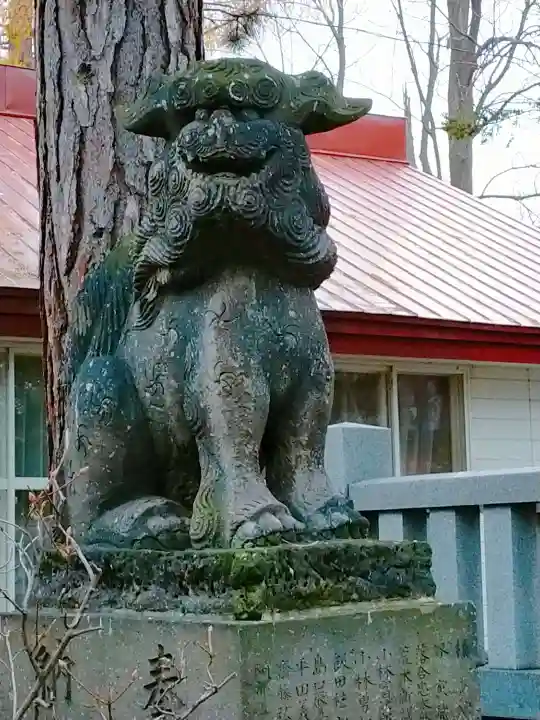 彌彦神社 (伊夜日子神社)の狛犬