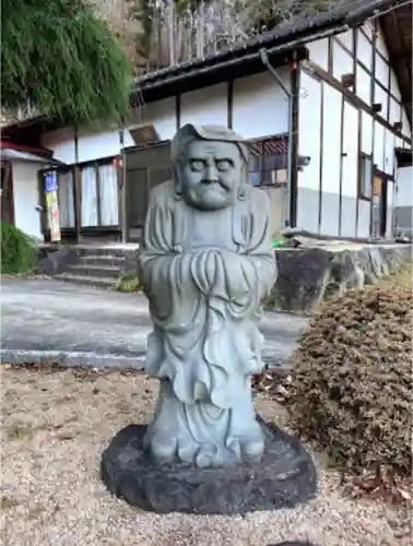 観音寺の像