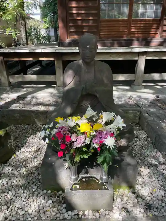 東福寺の{uncategorized: "未分類", other: "その他", undefined: "問題あり", building: "その他建物", grave: "お墓", sacred_gate: "鳥居", guardian: "狛犬", statue: "像", buddha: "仏像", history: "歴史", nature: "自然", garden: "庭園", animal: "動物", pagoda: "塔", temizu: "手水舎", mountain_gate: "山門・神門", sanctuary: "本殿・本堂", subordinate: "末社・摂社", art: "芸術", scenery: "景色", jizo: "地蔵", ema: "絵馬", goshuin: "御朱印", omikuji: "おみくじ", items: "授与品その他", amulet: "お守り", goshuincho: "御朱印帳", eats: "食事", festival: "お祭り", votive_dance: "神楽", shichigosan: "七五三参", wedding: "結婚式", experience: "体験その他", initially: "初詣", around: "周辺", anti_infection: "感染症対策"}